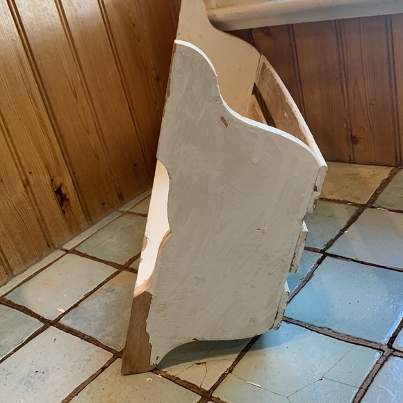 Vintage painted wooden rustic cupboard shelf. - Picture 6 of 12